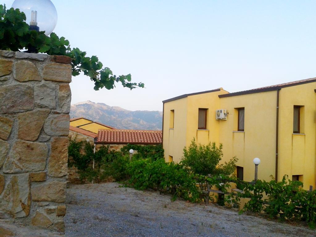 Villaggio Dei Balocchi Castelbuono  Bagian luar foto