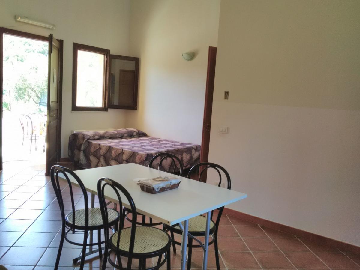 Villaggio Dei Balocchi Castelbuono  Ruang foto